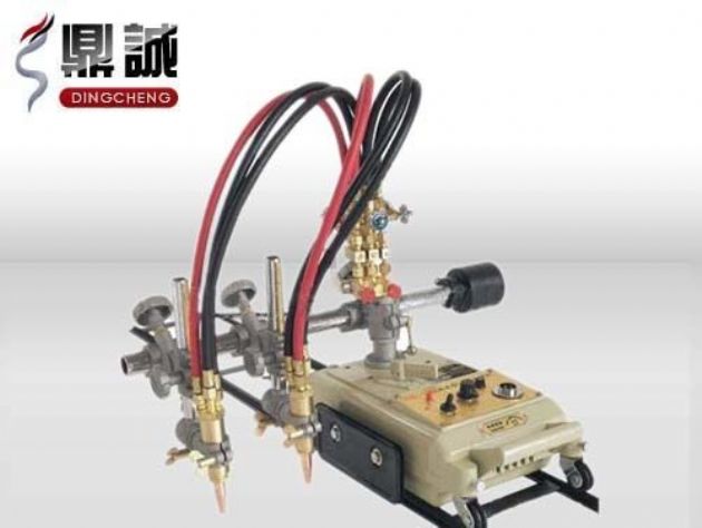 點擊查看詳細信息<br>標題：雙頭多頭火焰切割機 閱讀次數：4033