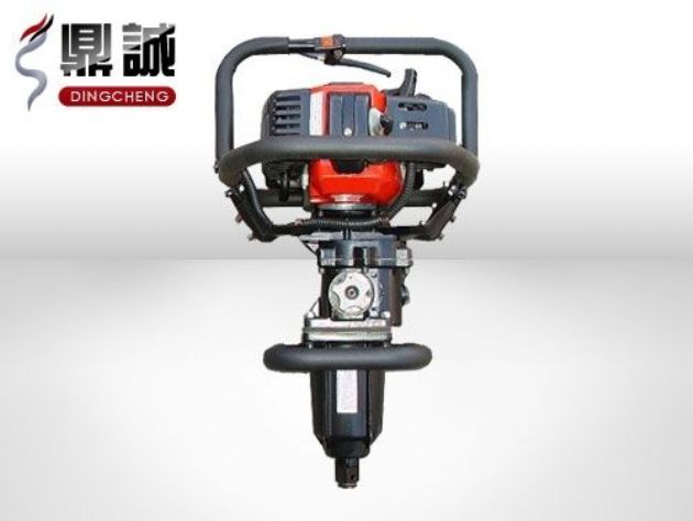 點擊查看詳細信息<br>標題：便攜式內燃扳手 閱讀次數(shù)：4410