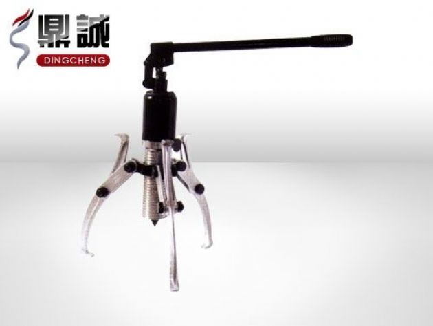 點(diǎn)擊查看詳細(xì)信息<br>標(biāo)題：整體式液壓拉馬 閱讀次數(shù)：4222